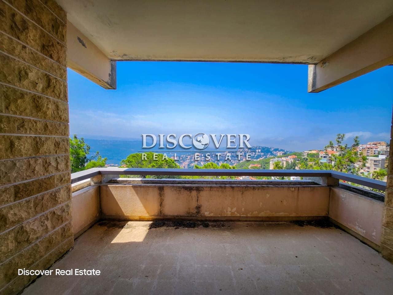 Outstanding Location | Villa for sale in Shalimar - Baabdat