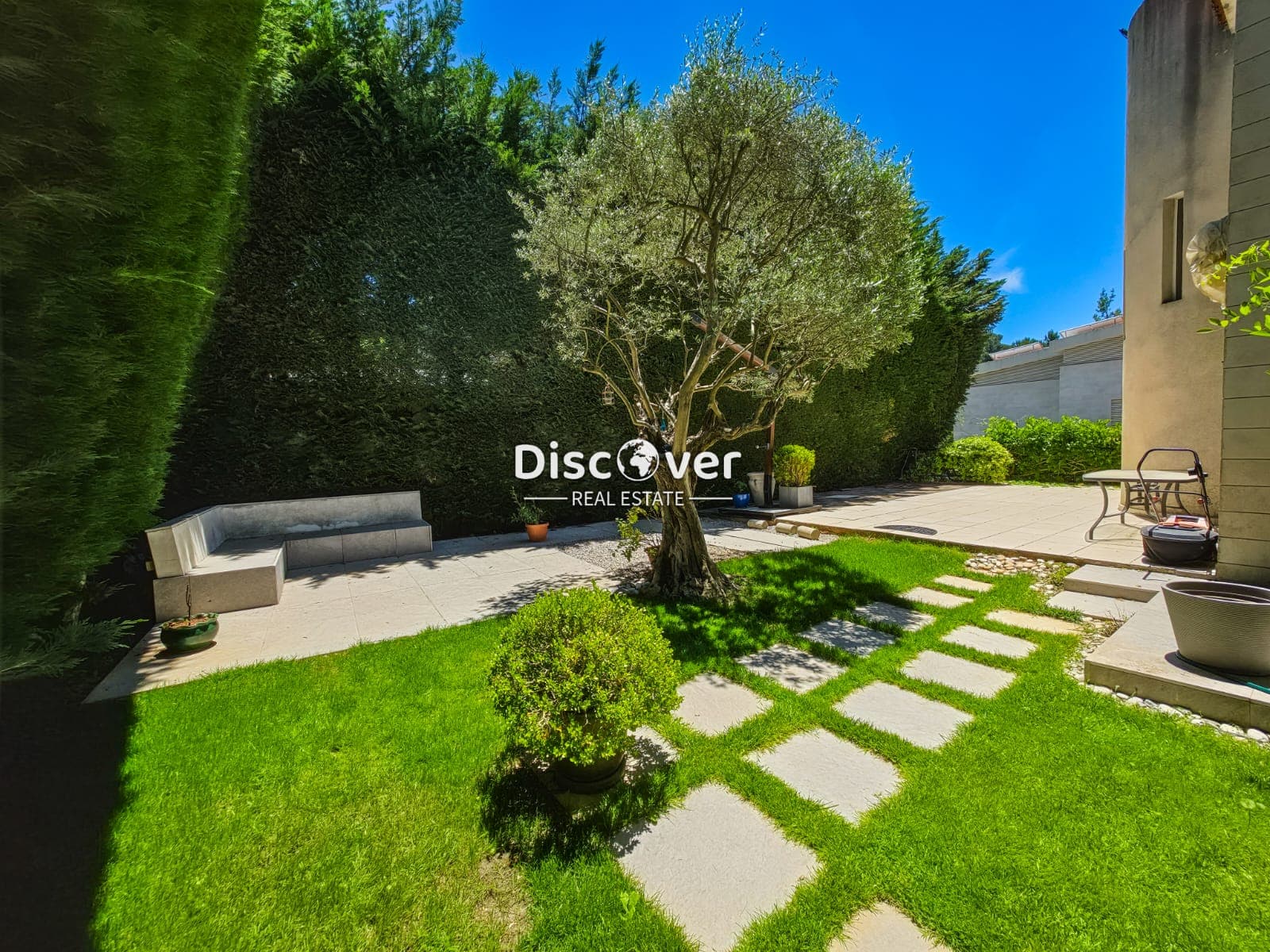 Charming Villa for sale in Baabdat