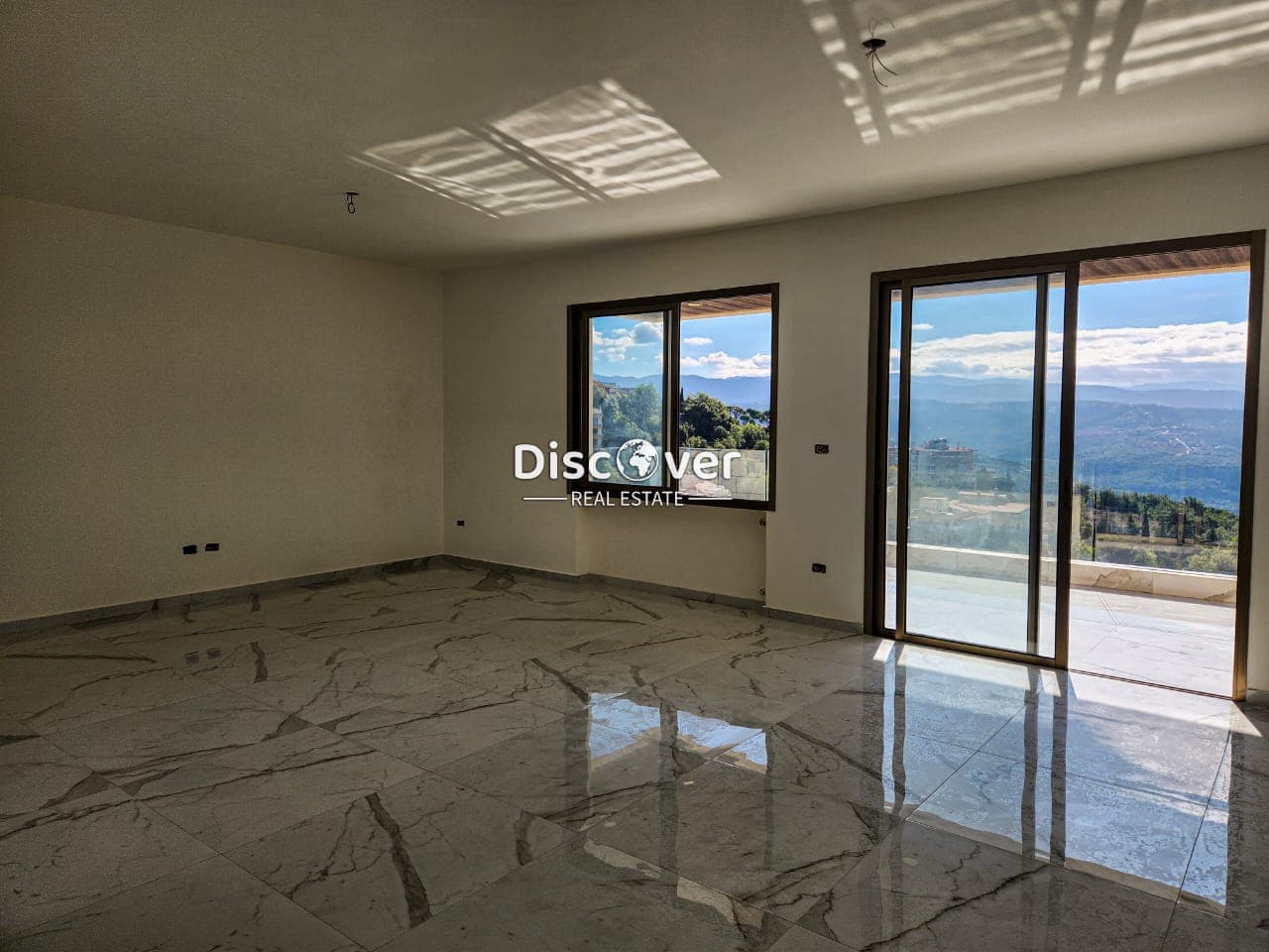 Brand new 190sqm apartment for sale in Baabdat -Daher Sawan