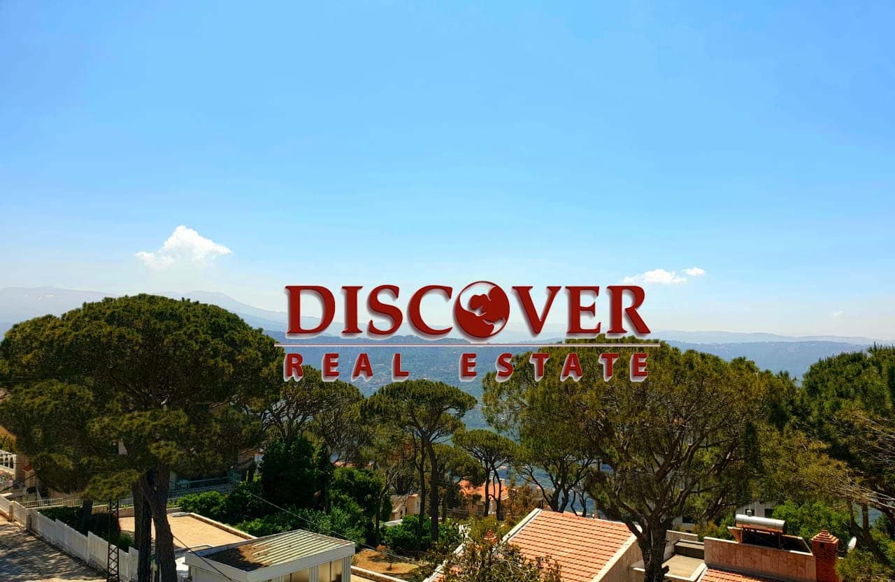 320 sqm Apartment for sale in Baabdat