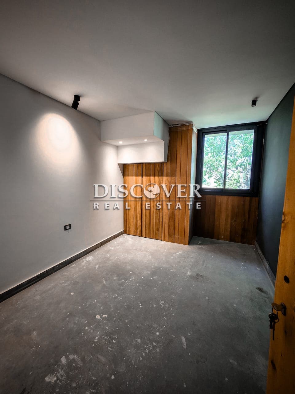 Stylish Modern Duplex Chalet in Zaarour Club