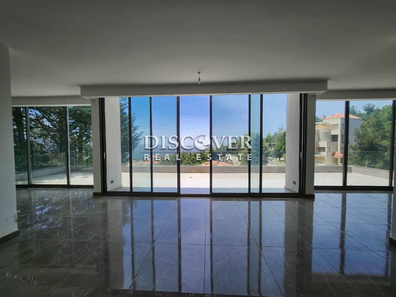 Villa for sale in Shalimar - Baabdat