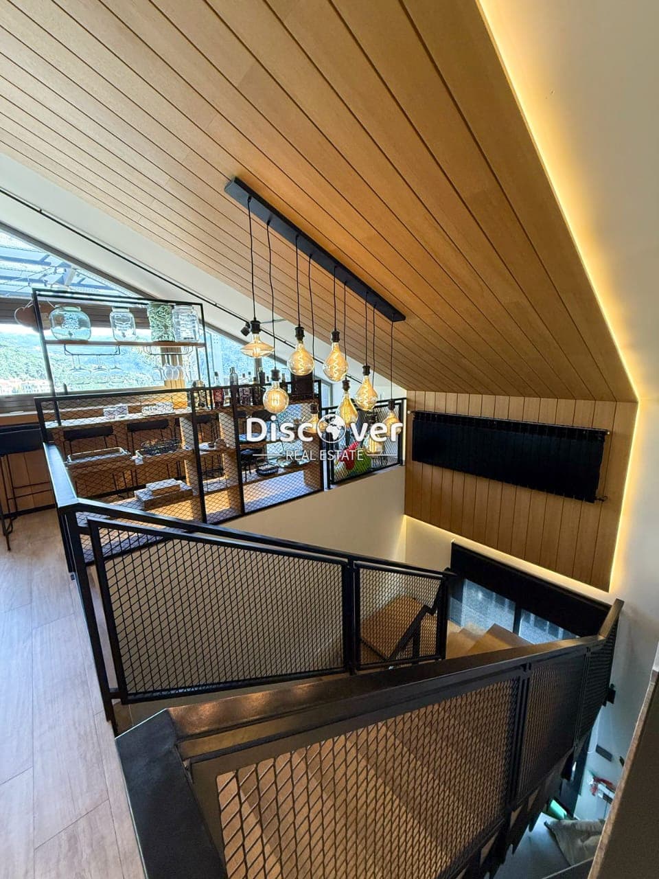Luxury Living at Its Finest | Duplex for sale in Baabdat