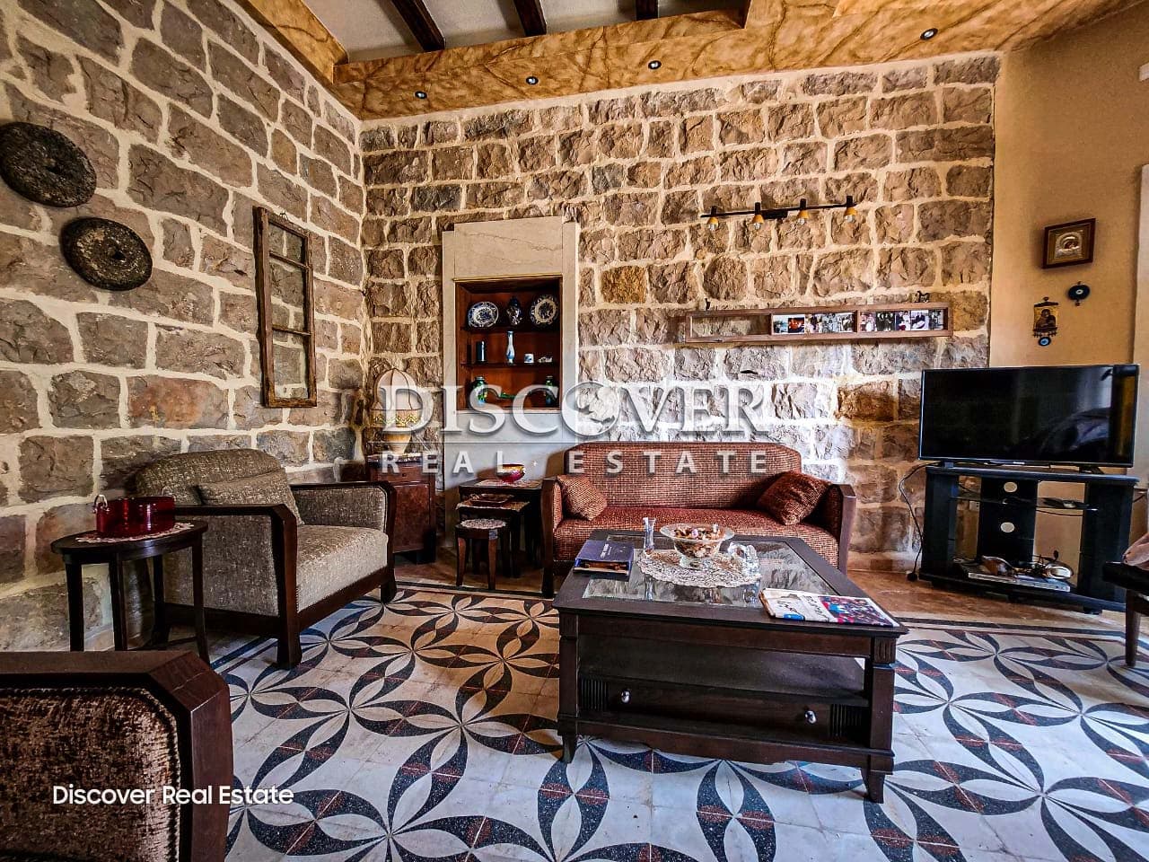 Traditional Style | Stand alone House for rent in Baabdat