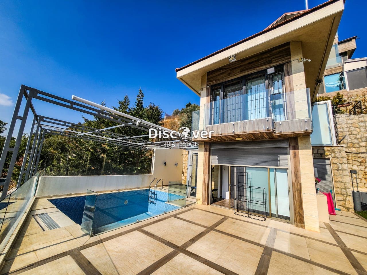 A RARE ! Stand-Alone Chalet with Pool for sale in Baabdat !