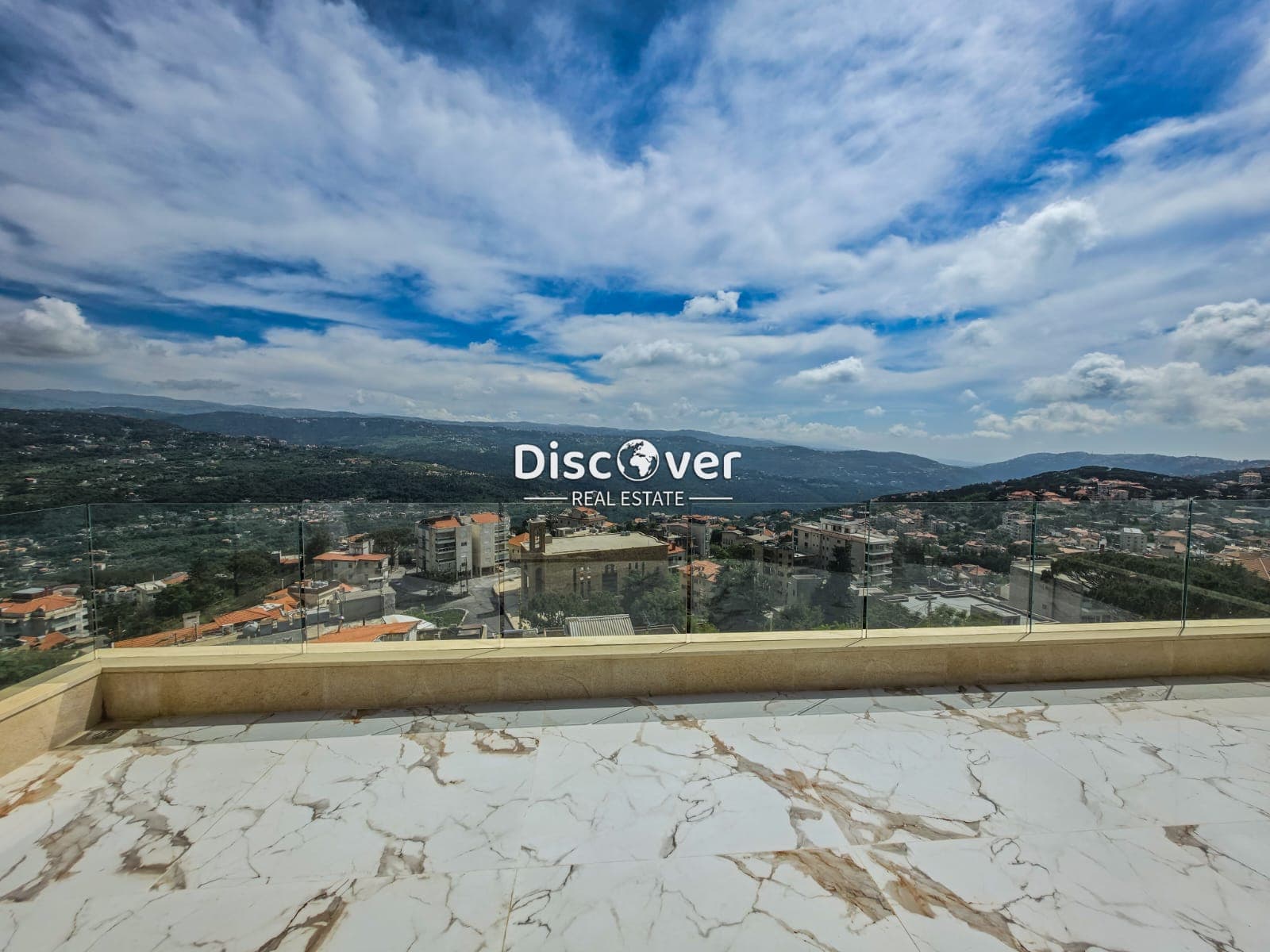 Stunning Views !! Rooftop for sale in Baabdat